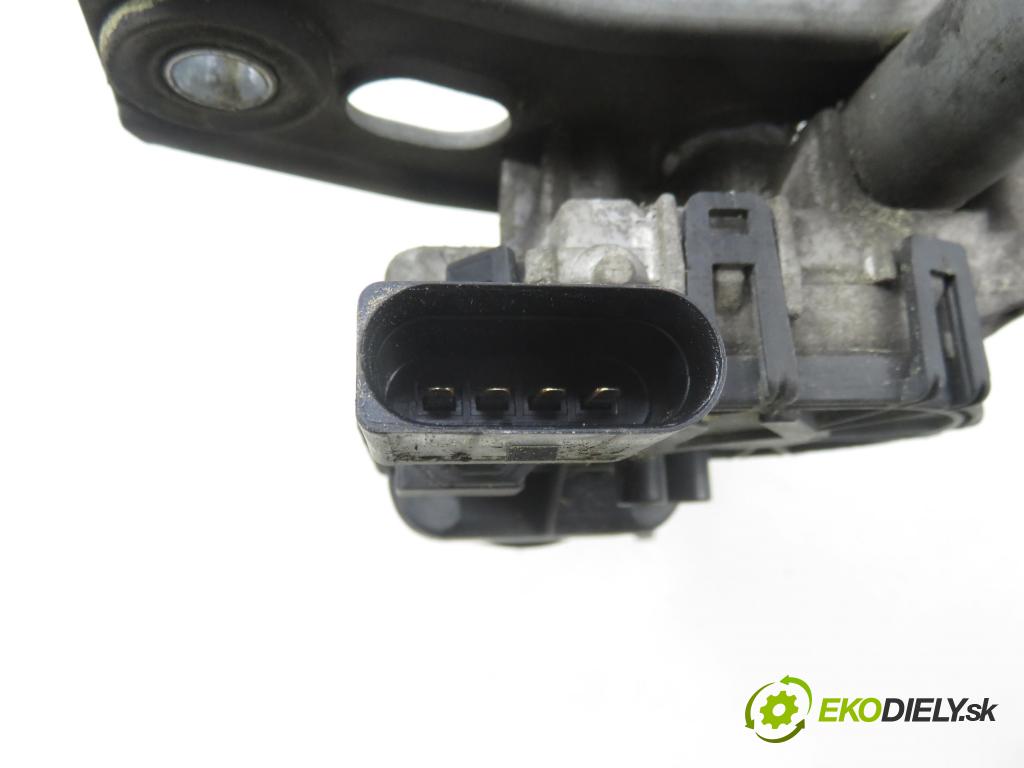 OPEL ASTRA H (A04) HB 2005 74,00 1.7 CDTI 100 - Z 17 DTH 1686,00 Motorček stieračov 13111211 ; 3397020632 ; 0390241538