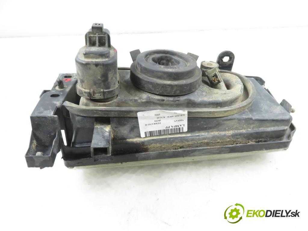 NISSAN TERRANO II (R20) TERENOWY 1994 91,00 2.4 i 12V 4WD 124 - KA24E 2389,00 Svetlo PP