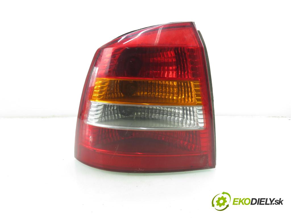 OPEL ASTRA G sedan (T98) HB 1999 74,00 1.6 16V - X 16 XEL 1598,00 světlo levé zadní