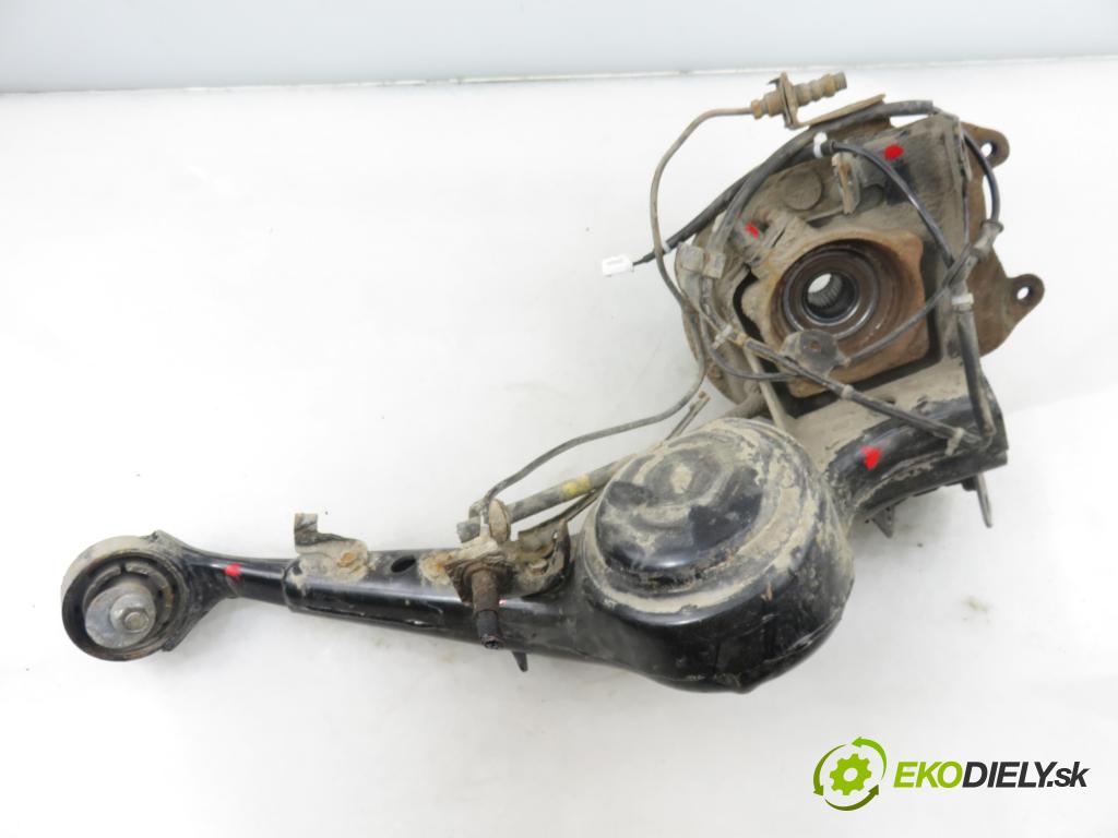 TOYOTA RAV 4 II (_A2_) SUV 2000 110,00 2.0 4WD 150 - 1AZ-FE 1998,00 Rameno pravé zadné