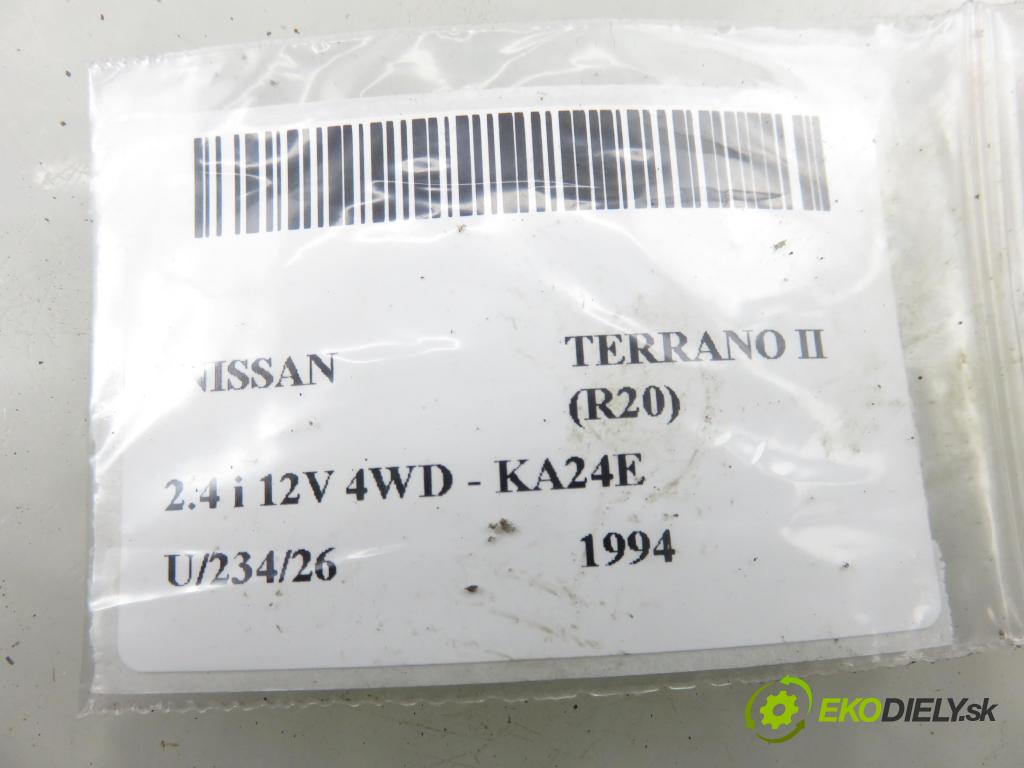 NISSAN TERRANO II (R20) TERENOWY 1994 91,00 2.4 i 12V 4WD 124 - KA24E 2389,00 ZDVIH: do / ZVEDÁK: 995500F010