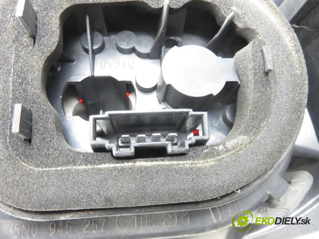VW TIGUAN (5N_) SUV 2008 103,00 2.0 TDI 4motion - CBAB 1968,00 Svetlo ľavé zadné 5N0945095H