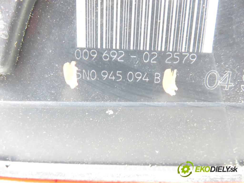 VW TIGUAN (5N_) SUV 2008 103,00 2.0 TDI 4motion - CBAB 1968,00 Svetlo pravé zadné kufor 5N0945094B