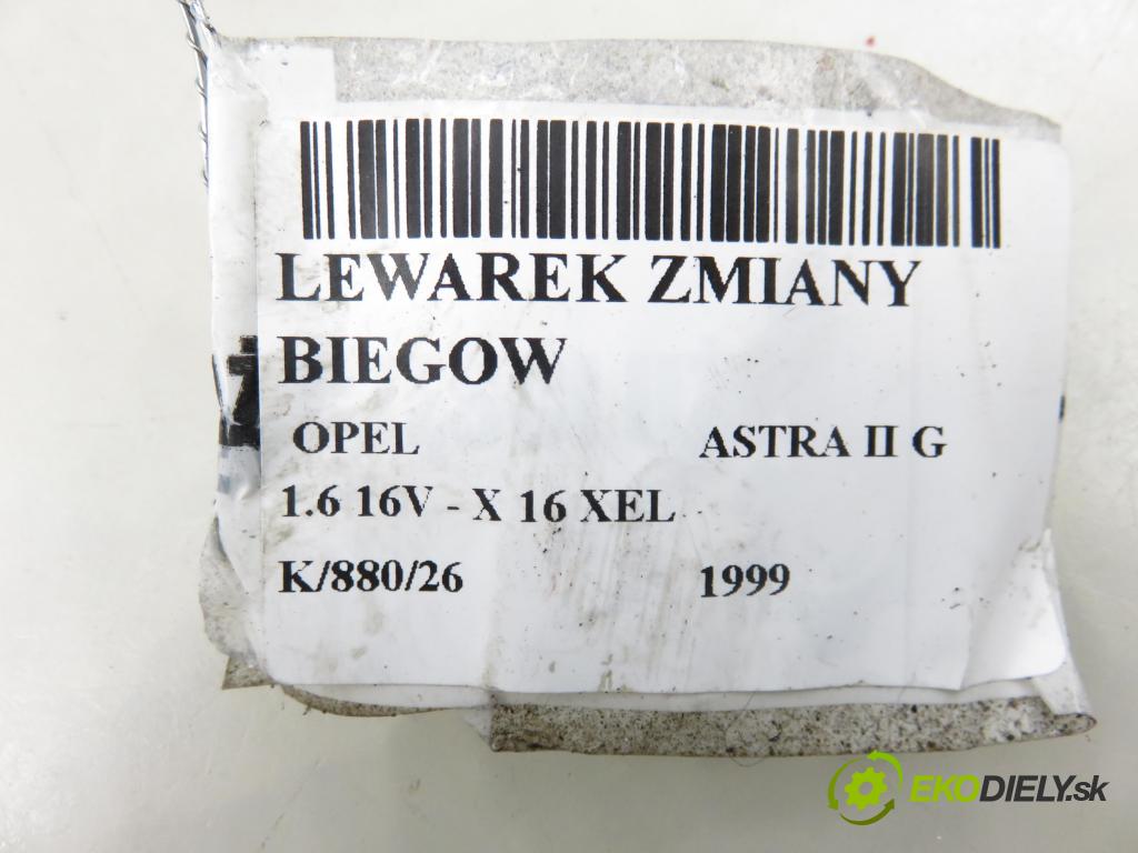 OPEL ASTRA G sedan (T98) HB 1999 74,00 1.6 16V - X 16 XEL 1598,00 ZVEDÁK: