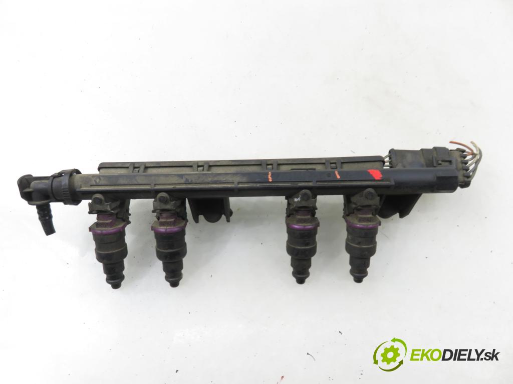 RENAULT CLIO II (BB_, CB_) HB 2001 43,00 1.2 (BB0A, BB0F, BB10, BB1K, BB28, BB2D, BB2H, CB0 1149,00 Lišta vstrekovacia 7700114546C ; 873774 (Vstrekovacia lišta)