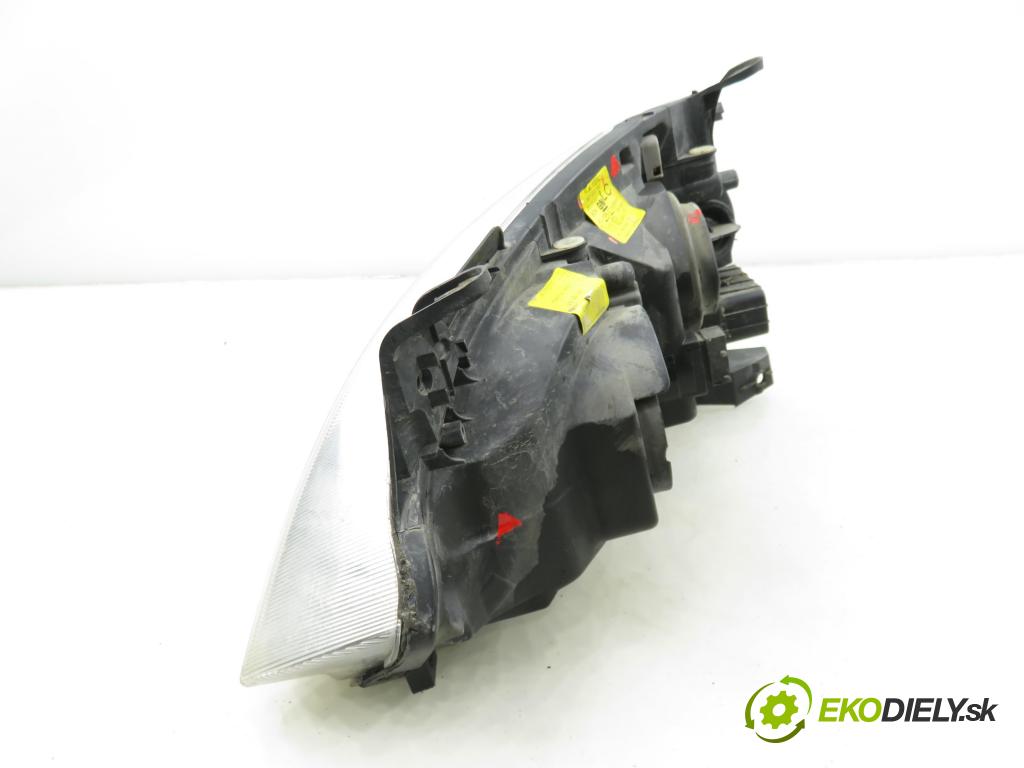 OPEL CORSA C (X01) HB 2004 51,00 1.3 CDTI - Z 13 DT 1248,00 Svetlo PP 1307088300 ; 09196283
