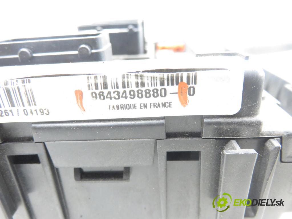PEUGEOT PARTNER Combispace (5F) KOMBIVAN 2004 51,00 1.9 D - WJY (DW8B) 1868,00 MODUL BSM 9643498880 ; T118470003