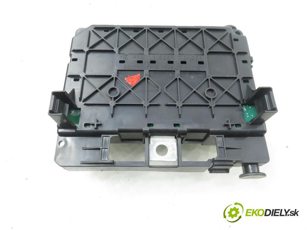 PEUGEOT PARTNER Combispace (5F) KOMBIVAN 2004 51,00 1.9 D - WJY (DW8B) 1868,00 MODUL BSM 9643498880 ; T118470003