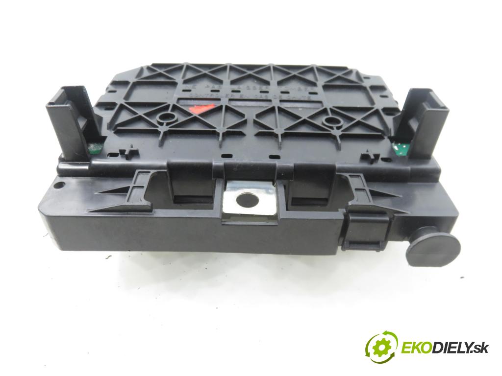 PEUGEOT PARTNER Combispace (5F) KOMBIVAN 2004 51,00 1.9 D - WJY (DW8B) 1868,00 MODUL BSM 9643498880 ; T118470003