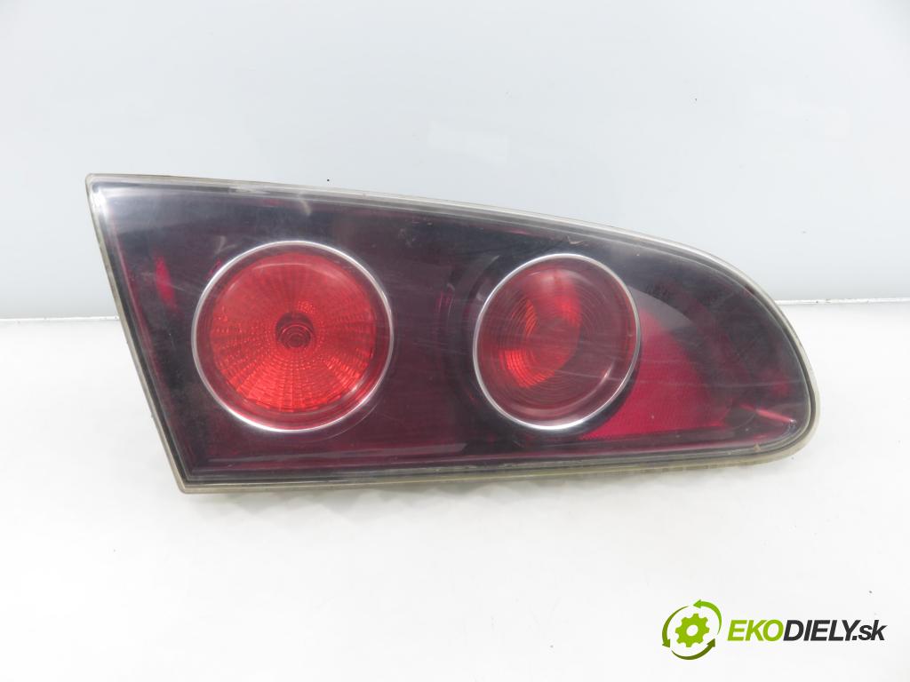 SEAT IBIZA III (6L1) HB 2006 63,00 1.4 16V - BXW 1390,00 světlo levé zadní kufr 6L6945093D ; 6L6945107B