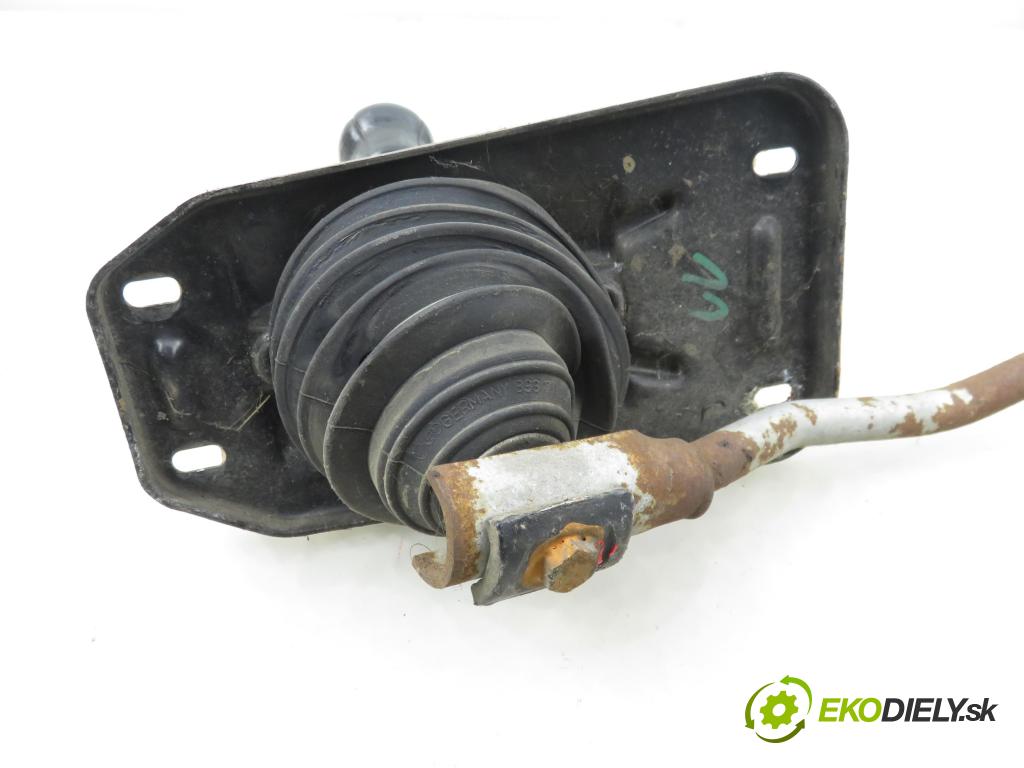 AUDI 80 (89, 89Q, 8A, B3) SEDAN 1990 51,00 1.6 - PP 1595,00 ZVEDÁK: