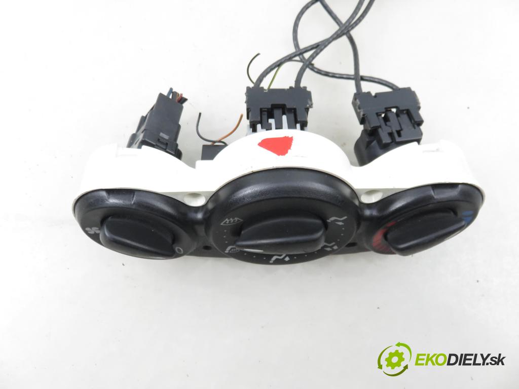 FORD FOCUS (DAW, DBW) HB 2000 96,00 2.0 16V - EDDF 1988,00 Panel kúrenia KLIMATIZACE: 98AB18C419AF