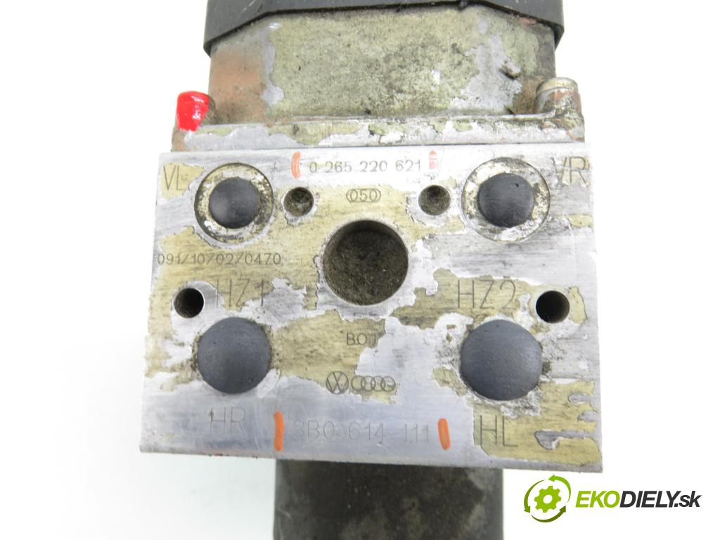 VW PASSAT B5.5 Variant (3B6) KOMBI 2001 96,00 1.9 TDI - AWX 1896,00 Pumpa ABS 0273004573 ; 0265220621 ; 3B0614111 (Pumpa ABS)