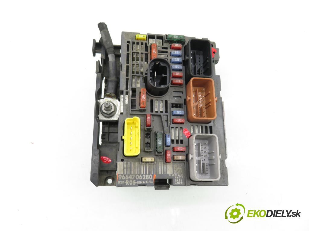 PEUGEOT 308 SW KOMBI 2008 88,00 1.6 16V - 5FW (EP6) 1598,00 MODUL BSM 9664706280