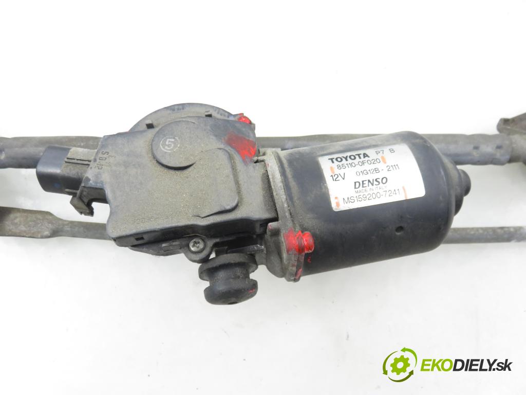 TOYOTA COROLLA Verso (ZER_, ZZE12_, R1_) MINIVAN 2005 85,00 2.0 D-4D (CUR10_) - 1CD-FTV 1995,00 Motorček stieračov 851100F020 ; MS1592007241