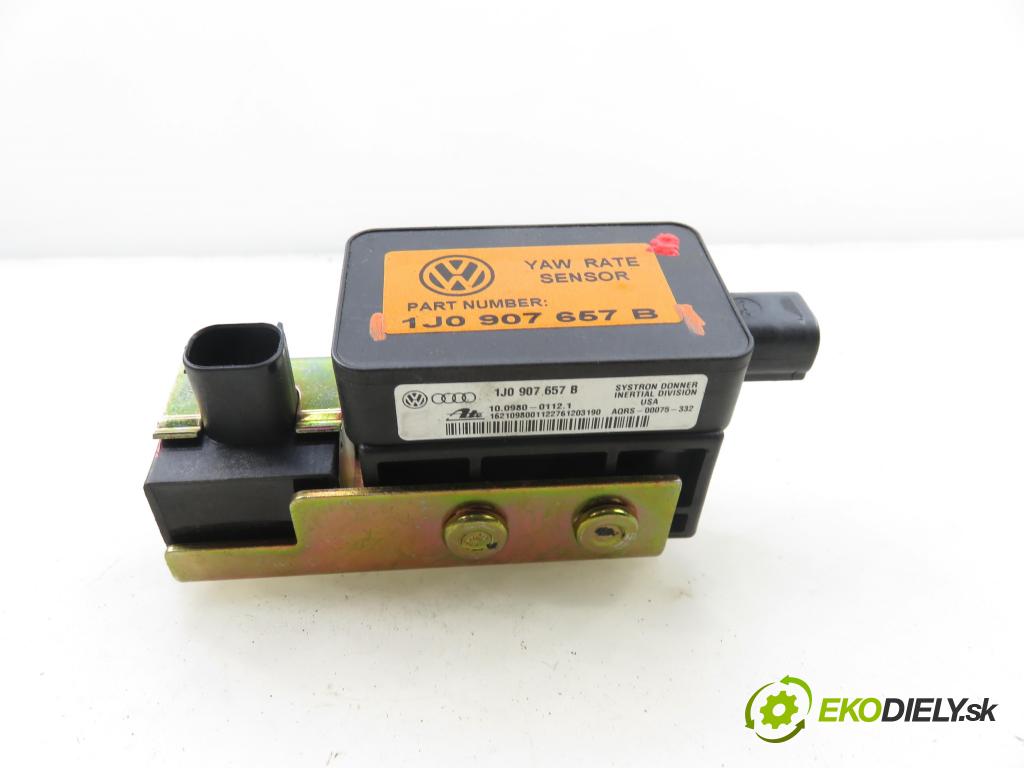 VW GOLF IV Variant (1J5) KOMBI 2001 66,00 1.9 TDI 90 - ALH 1896,00 Snímač ESP 1J0907657B ; 1J1907637B ; 1J0907651A