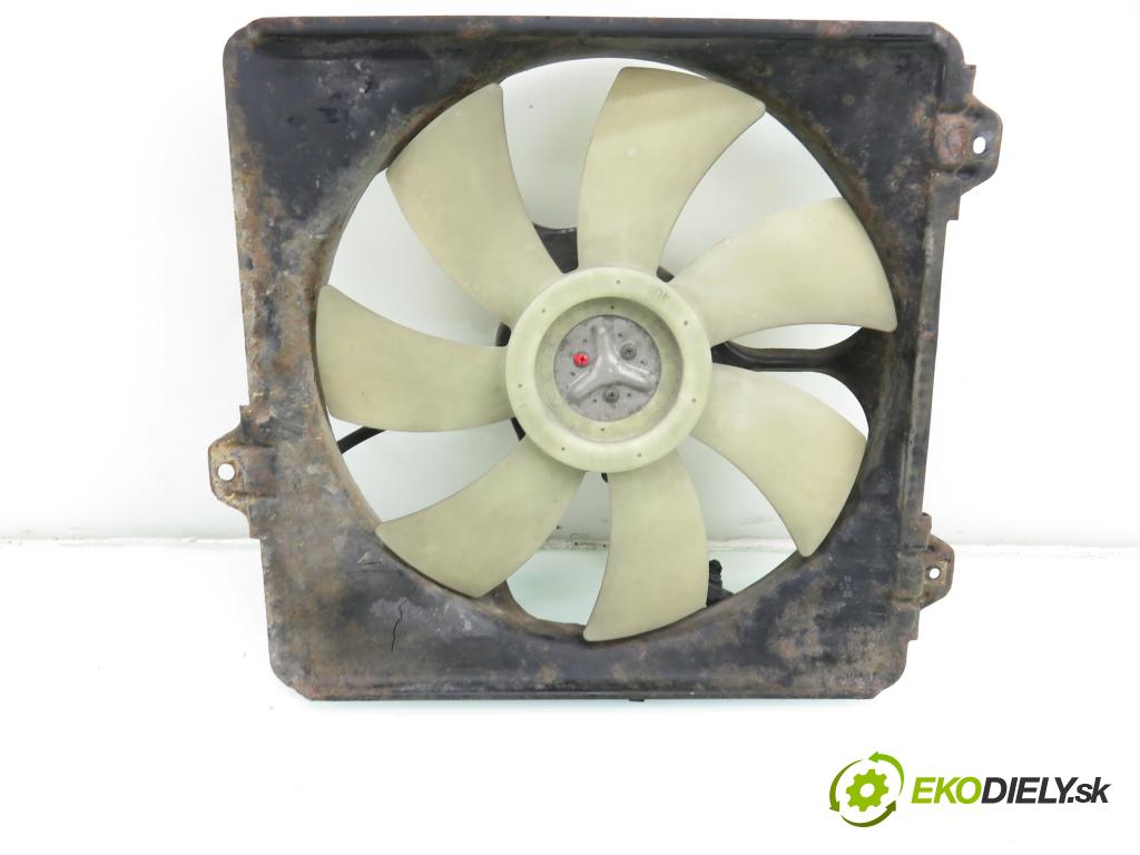 TOYOTA RAV 4 II (_A2_) SUV 2000 110,00 2.0 4WD 150 - 1AZ-FE 1998,00 Ventilátor chladič klíma/voda 1636328060 ; 0650002860