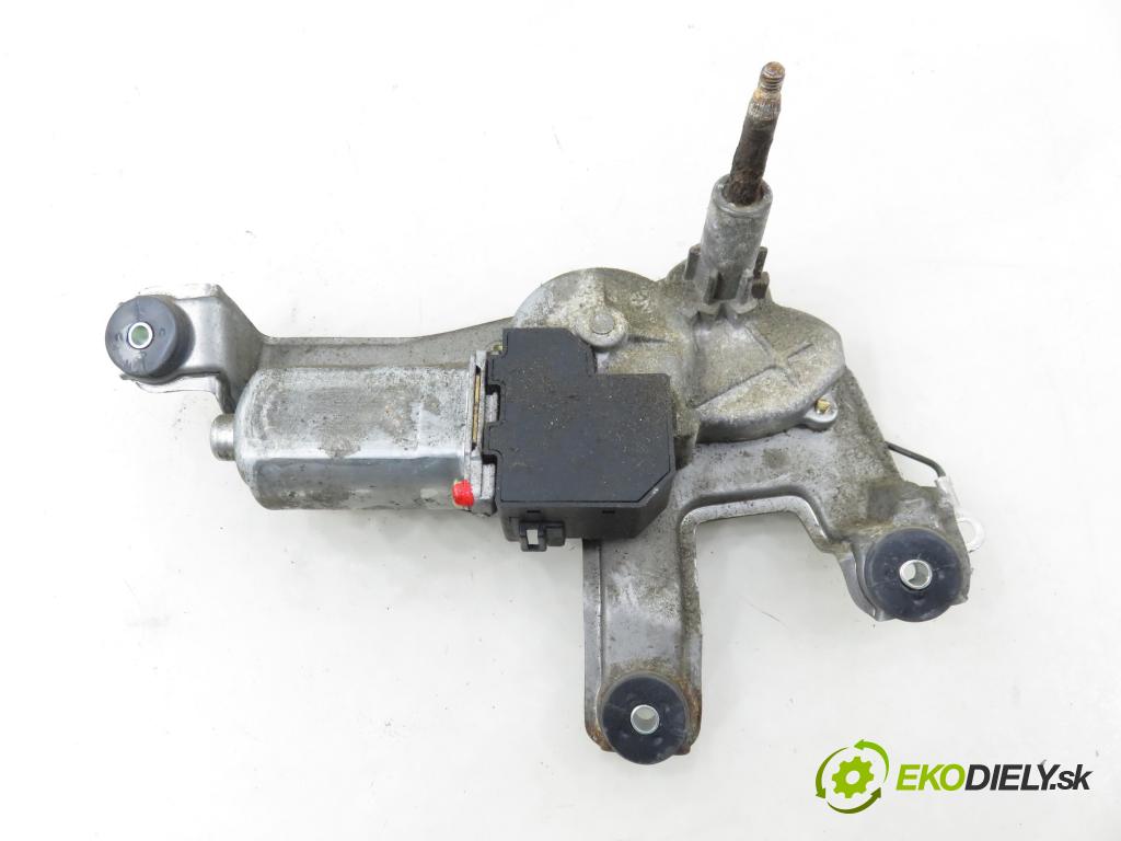 TOYOTA COROLLA Verso (ZER_, ZZE12_, R1_) MINIVAN 2005 85,00 2.0 D-4D (CUR10_) - 1CD-FTV 1995,00 Motorček stierače zadné 851300F010 ; 2596001022