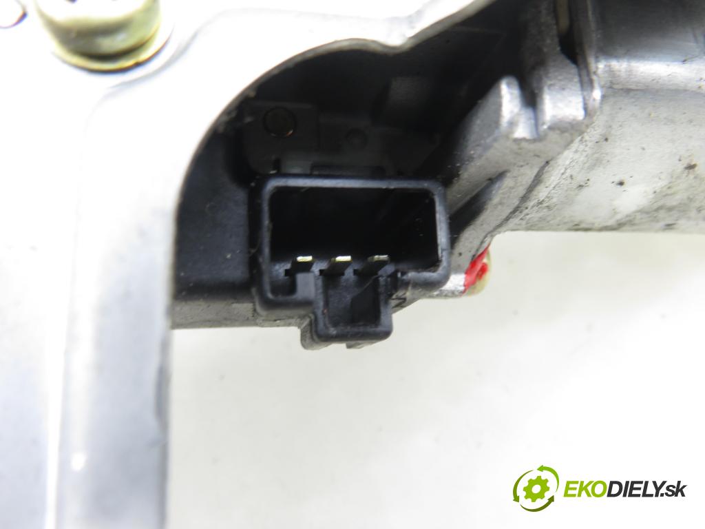 TOYOTA COROLLA Verso (ZER_, ZZE12_, R1_) MINIVAN 2005 85,00 2.0 D-4D (CUR10_) - 1CD-FTV 1995,00 Motorček stierače zadné 851300F010 ; 2596001022