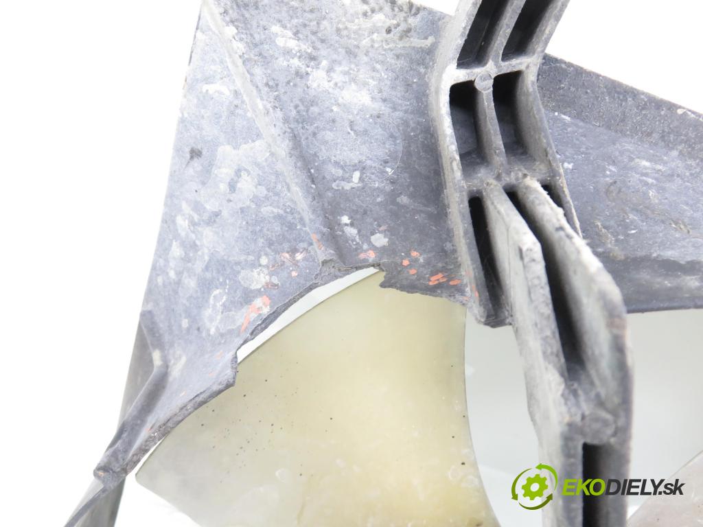 TOYOTA RAV 4 II (_A2_) SUV 2000 110,00 2.0 4WD 150 - 1AZ-FE 1998,00 Ventilátor chladič klíma/voda 1636323010 ; 2635005251
