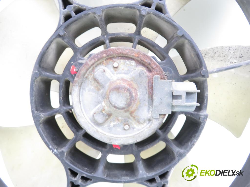 TOYOTA RAV 4 II (_A2_) SUV 2000 110,00 2.0 4WD 150 - 1AZ-FE 1998,00 Ventilátor chladič klíma/voda 1636323010 ; 2635005251