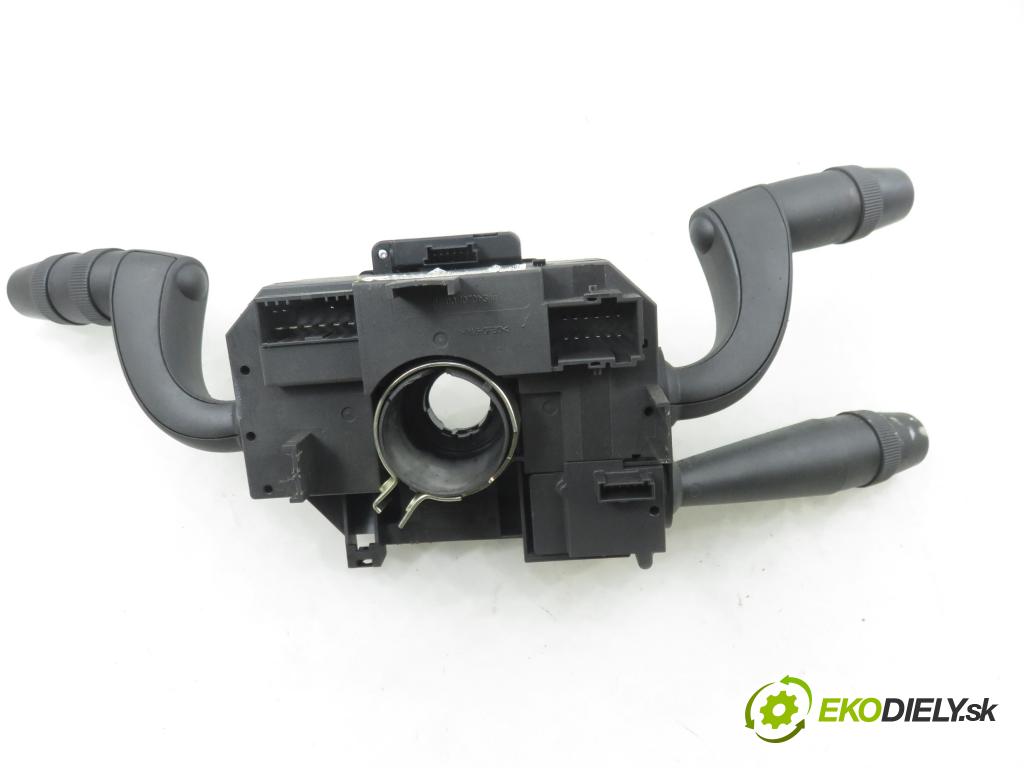 FIAT CROMA (194_) KOMBI 2006 110,00 1.9 D Multijet 150 - 939 A2.000 1910,00 páčka/prepínač 07354087570 ; 0265005499