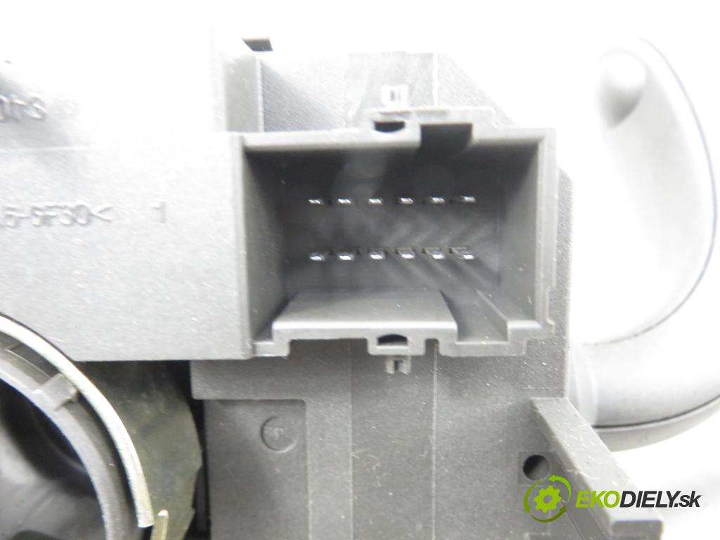 FIAT CROMA (194_) KOMBI 2006 110,00 1.9 D Multijet 150 - 939 A2.000 1910,00 páčka/prepínač 07354087570 ; 0265005499