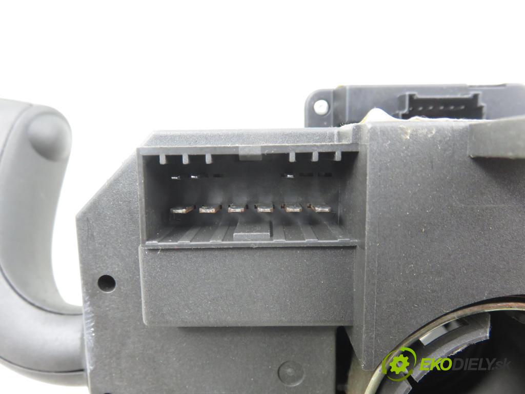 FIAT CROMA (194_) KOMBI 2006 110,00 1.9 D Multijet 150 - 939 A2.000 1910,00 páčka/prepínač 07354087570 ; 0265005499