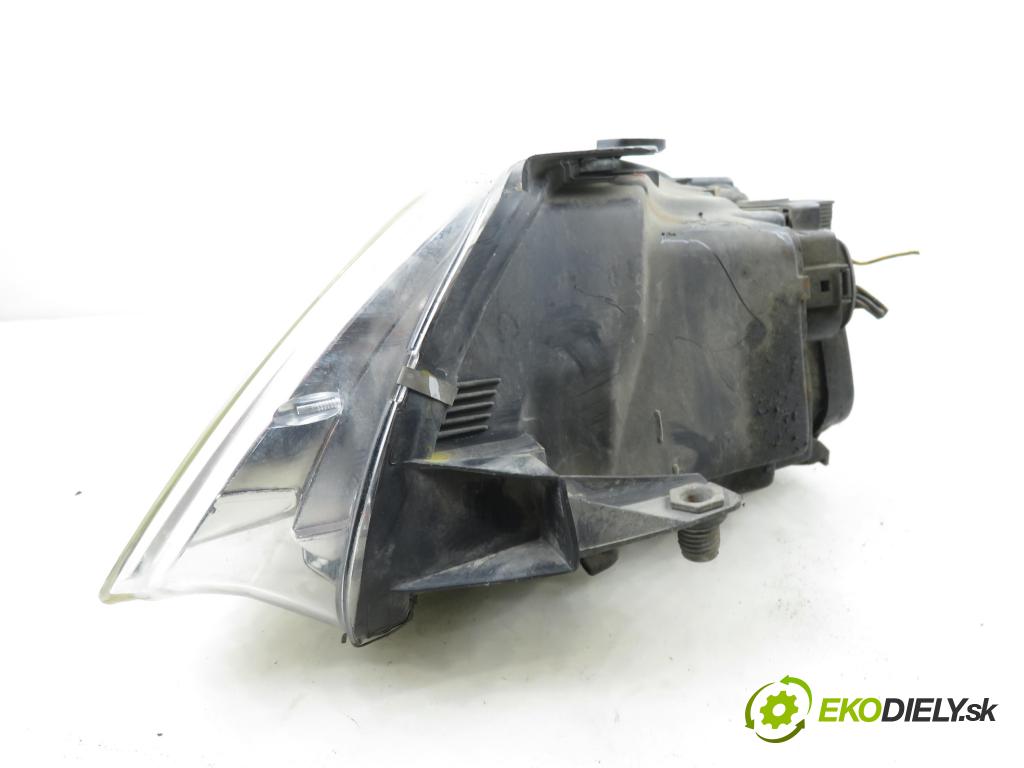 VW PASSAT B5.5 Variant (3B6) KOMBI 2001 96,00 1.9 TDI - AWX 1896,00 Svetlo PP