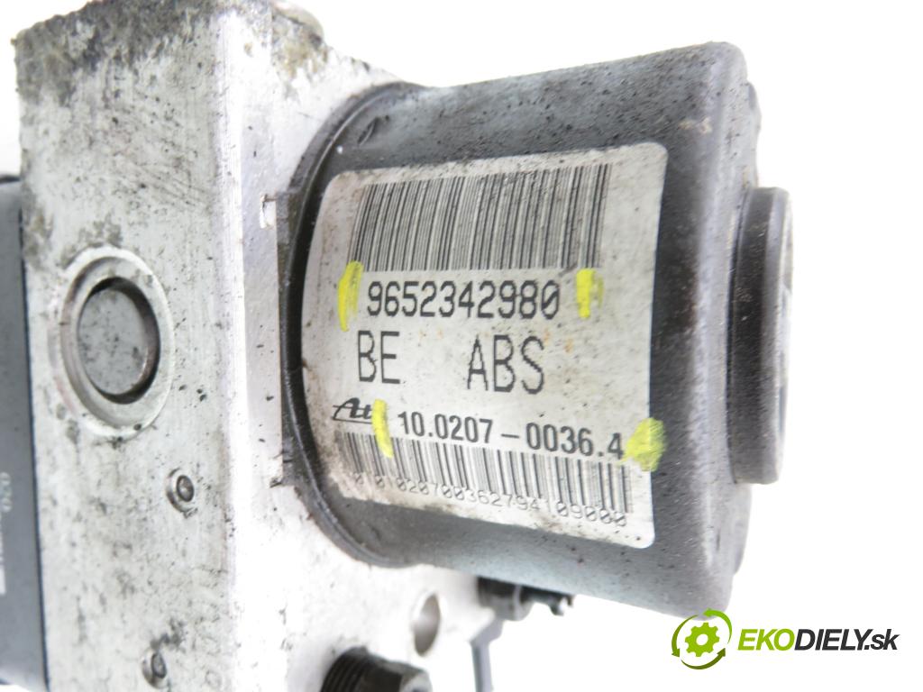 PEUGEOT 206 liftback (2A/C) HB 2002 50,00 1.4 HDi 8V 70 - 8HZ 1398,00 Pumpa ABS 10097011143 ; 5WK84108 ; 9652342980 (Pumpa ABS)