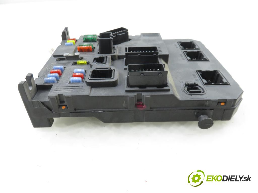 PEUGEOT 206 liftback (2A/C) HB 2002 50,00 1.4 HDi eco 70 - 8HZ (DV4TD) 1398,00 MODUL BSI 9652474780