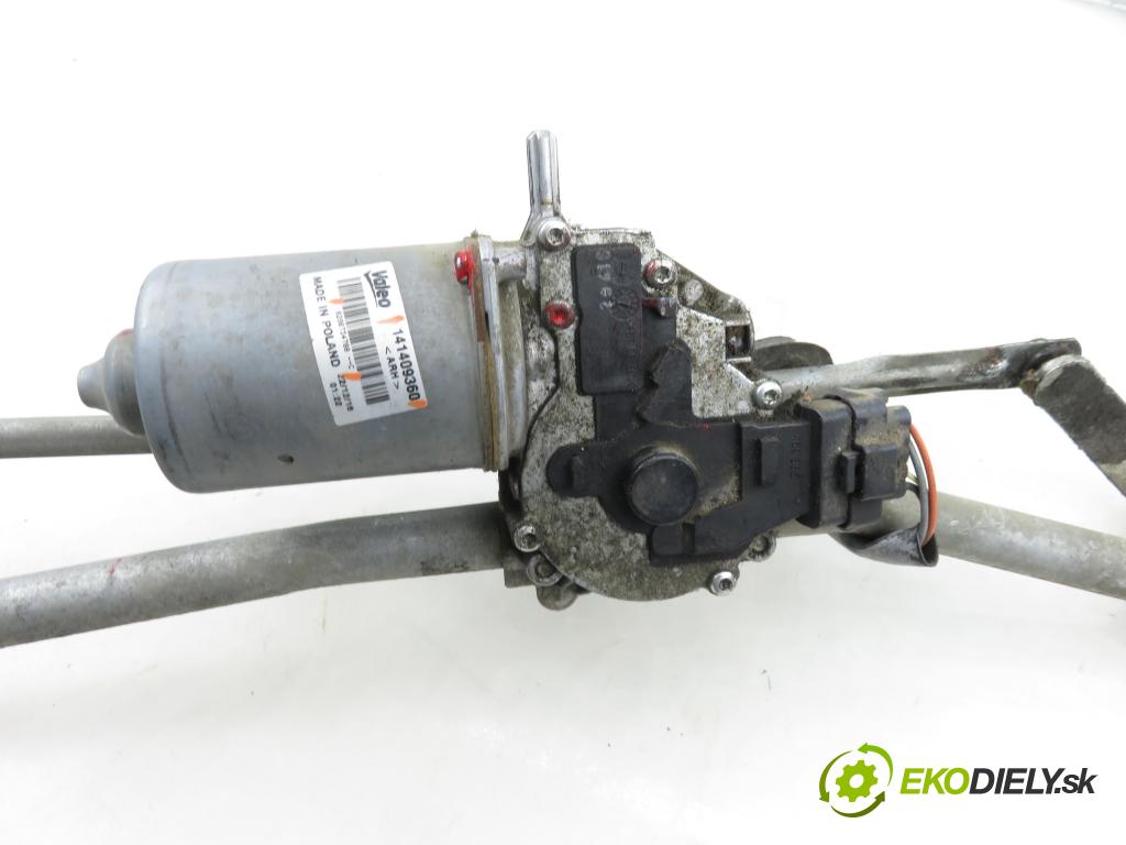 RENAULT MASTER III Platforma / podwozie (EV, HV, UV) KABINA/PLATFORMA 2017 120,00 2.3 dCi 165 FWD - M9T 702 2298,00 Motorček stieračov 141409360 ; 8200734788C