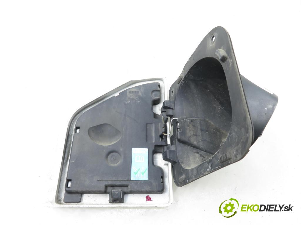 RENAULT MASTER III Platforma / podwozie (EV, HV, UV) KABINA/PLATFORMA 2017 120,00 2.3 dCi 165 FWD - M9T 702 2298,00 dvířka nádrže paliva 765M65718R (Klika dveří ostatní)