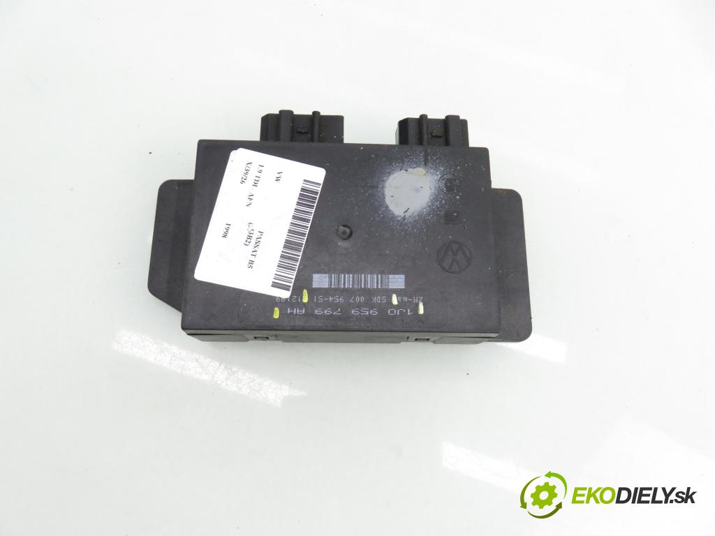 VW PASSAT B5 (3B2) SEDAN 1998 81,00 1.9 TDI 110 - AFN 1896,00 MODUL komfortu 1J0959799AH ; 5DK00795451