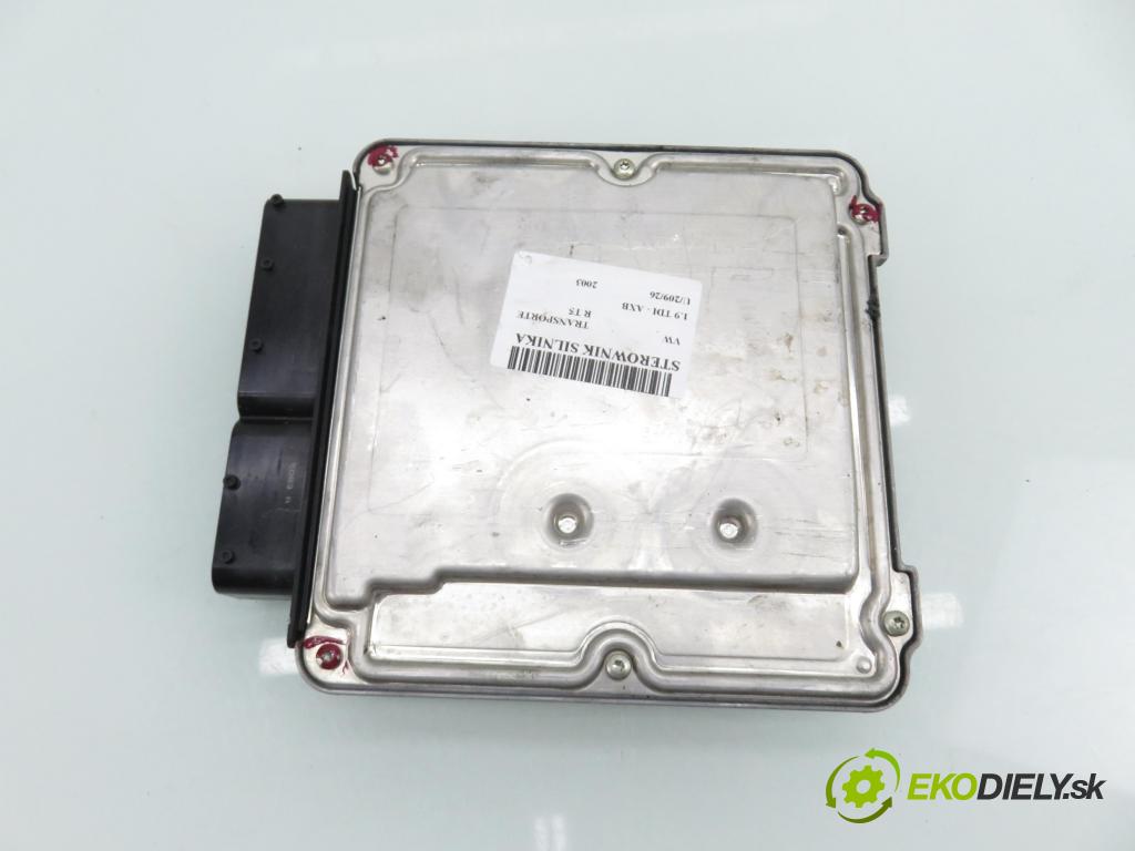VW TRANSPORTER V Autobus (7HB, 7HJ, 7EB, 7EJ, 7EF, 7EG, 7HF, 7E BUS 2003 77,00 1.9 TDI - AXB 1896,00 Riadiaca jednotka Motor 038906016A ; 0281010735