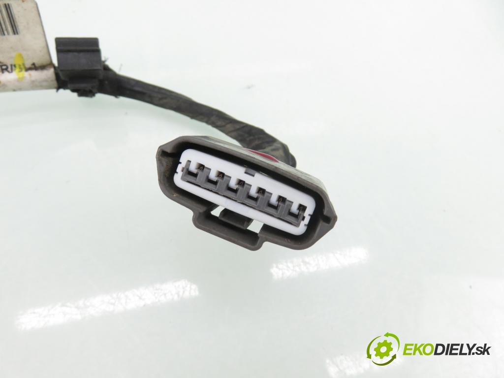 RENAULT MASTER III Platforma / podwozie (EV, HV, UV) KABINA/PLATFORMA 2017 120,00 2.3 dCi 165 FWD - M9T 702 2298,00 BALÍČEK: elektrická 240544488R