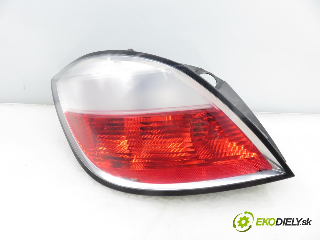OPEL ASTRA H (A04) HB 2005 74,00 1.7 CDTI 100 - Z 17 DTH 1686,00 světlo levé zadní 24451835