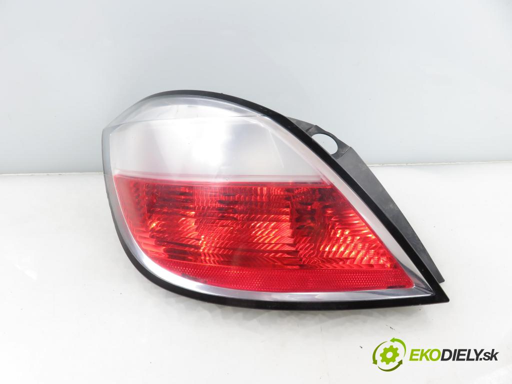 OPEL ASTRA H (A04) HB 2005 59,00 1.7 CDTI - Z 17 DTL 1686,00 světlo levé zadní 24451835