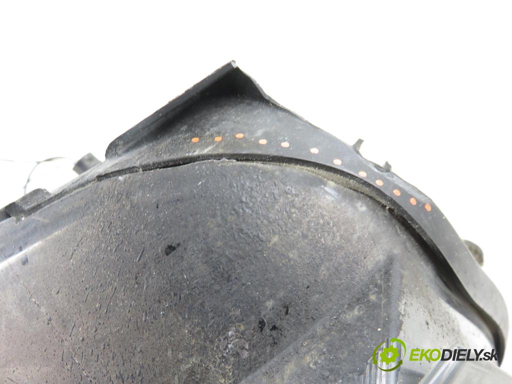 RENAULT CLIO II (BB_, CB_) HB 2001 43,00 1.2 (BB0A, BB0F, BB10, BB1K, BB28, BB2D, BB2H, CB0 1149,00 Svetlo PP