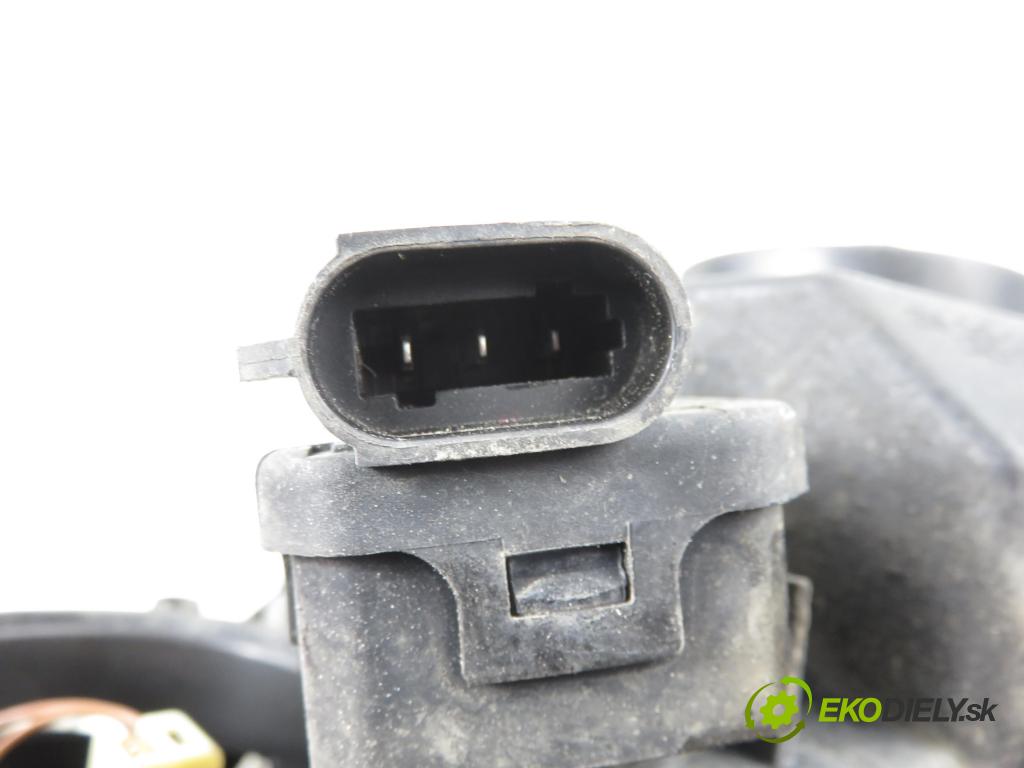 RENAULT CLIO II (BB_, CB_) HB 2001 43,00 1.2 (BB0A, BB0F, BB10, BB1K, BB28, BB2D, BB2H, CB0 1149,00 Svetlo PP