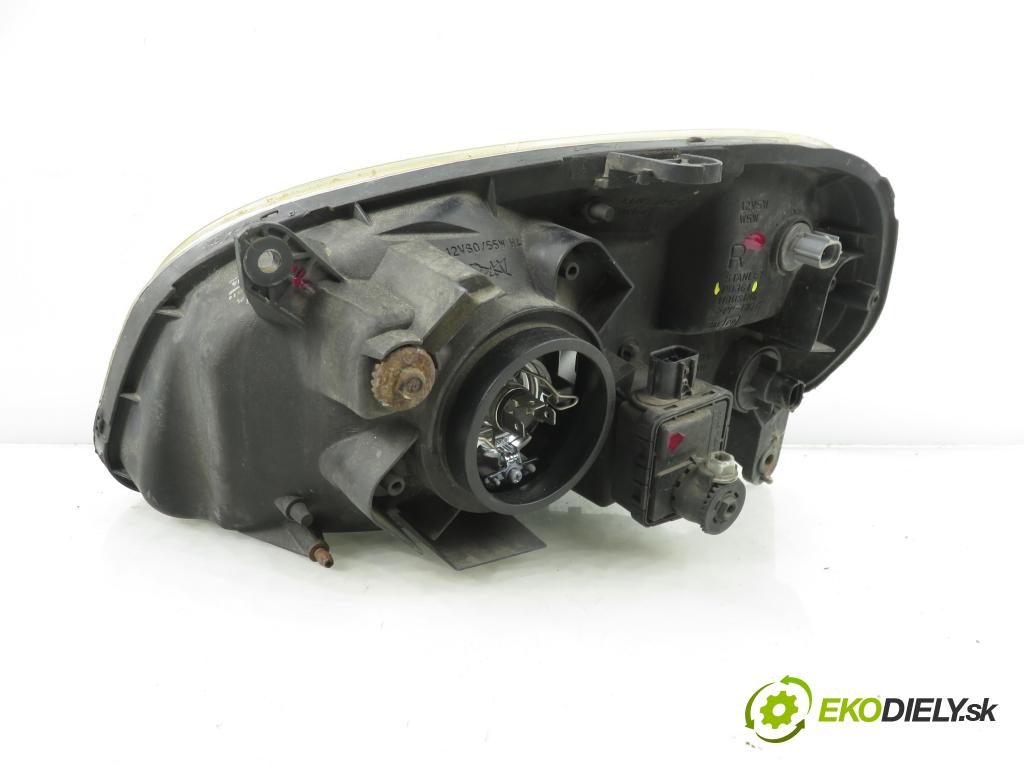 SUZUKI IGNIS (FH) HB 2001 61,00 1.3 4WD 83 (RG413) - M13A 1328,00 Svetlo PP P0361
