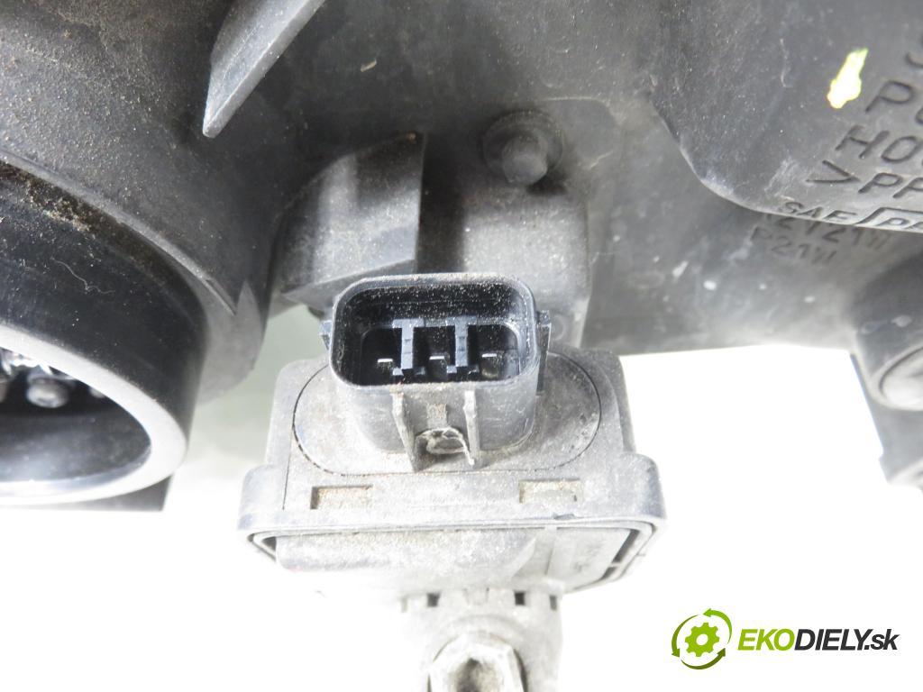 SUZUKI IGNIS (FH) HB 2001 61,00 1.3 4WD 83 (RG413) - M13A 1328,00 Svetlo PP P0361