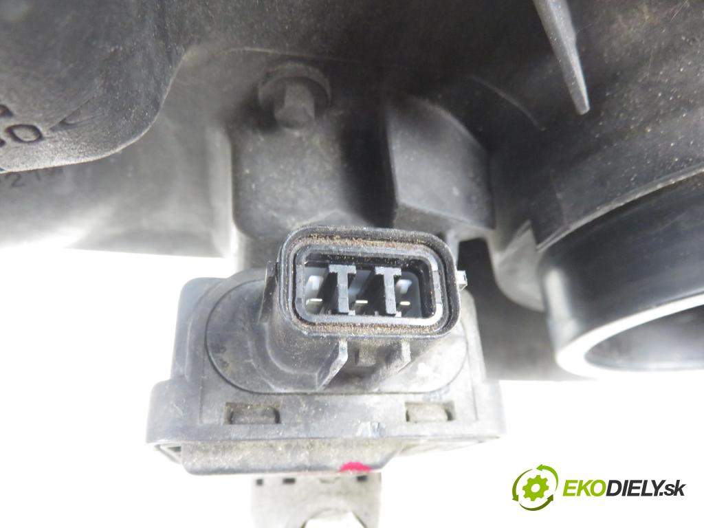 SUZUKI IGNIS (FH) HB 2001 61,00 1.3 4WD 83 (RG413) - M13A 1328,00 Svetlo LP P0361