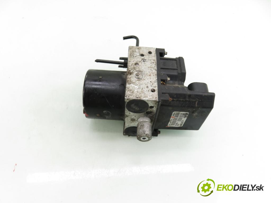 SEAT IBIZA III (6L1) HB 2004 55,00 1.4 16V - BBY 1390,00 Pumpa ABS 0265800003 (Pumpa ABS)
