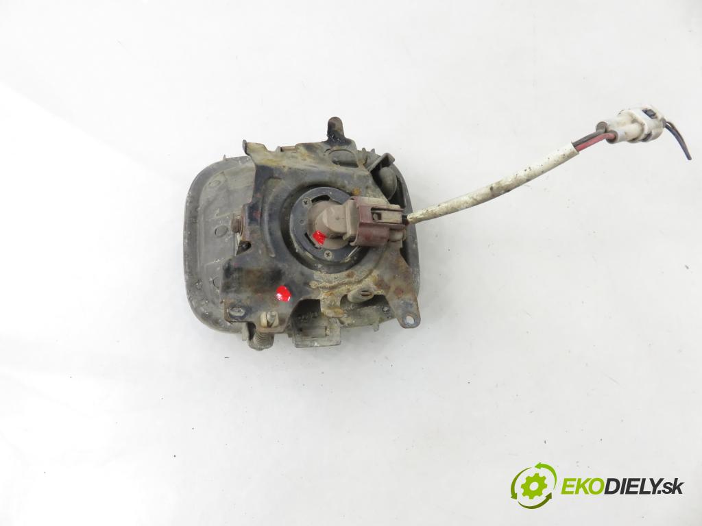 SUBARU FORESTER (SF_) KOMBI 2002 90,00 2.0 SOHC AWD 122 - EJ202 1994,00 Hmlové svetlo, hmlovka P 11420597