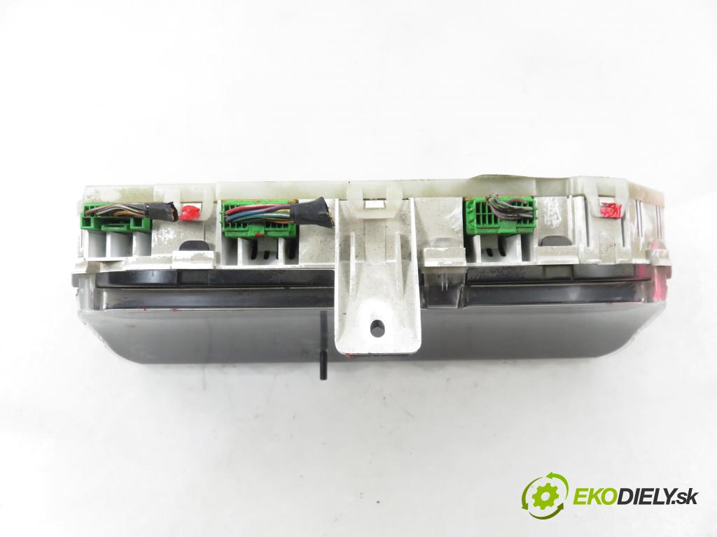 SUBARU FORESTER (SF_) KOMBI 2002 90,00 2.0 SOHC AWD 122 - EJ202 1994,00 Prístrojovka elektrický 85015FC560