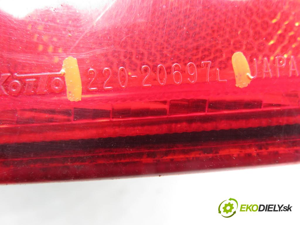 SUBARU FORESTER (SF_) KOMBI 2002 90,00 2.0 SOHC AWD 122 - EJ202 1994,00 Svetlo ľavé zadné 22020697L