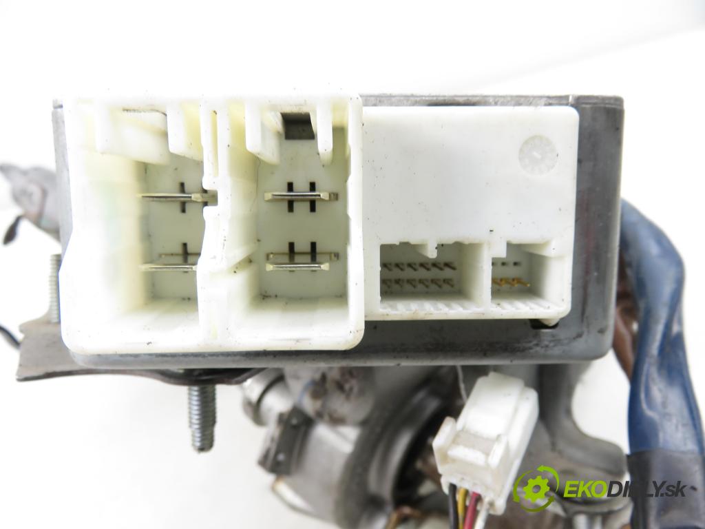 TOYOTA YARIS (_P9_) HB 2007 66,00 1.4 D-4D (NLP90_) - 1ND-TV 1364,00 serv/podporovanie elektrické 452000D090 ; 896500D010 ; 6900001067
