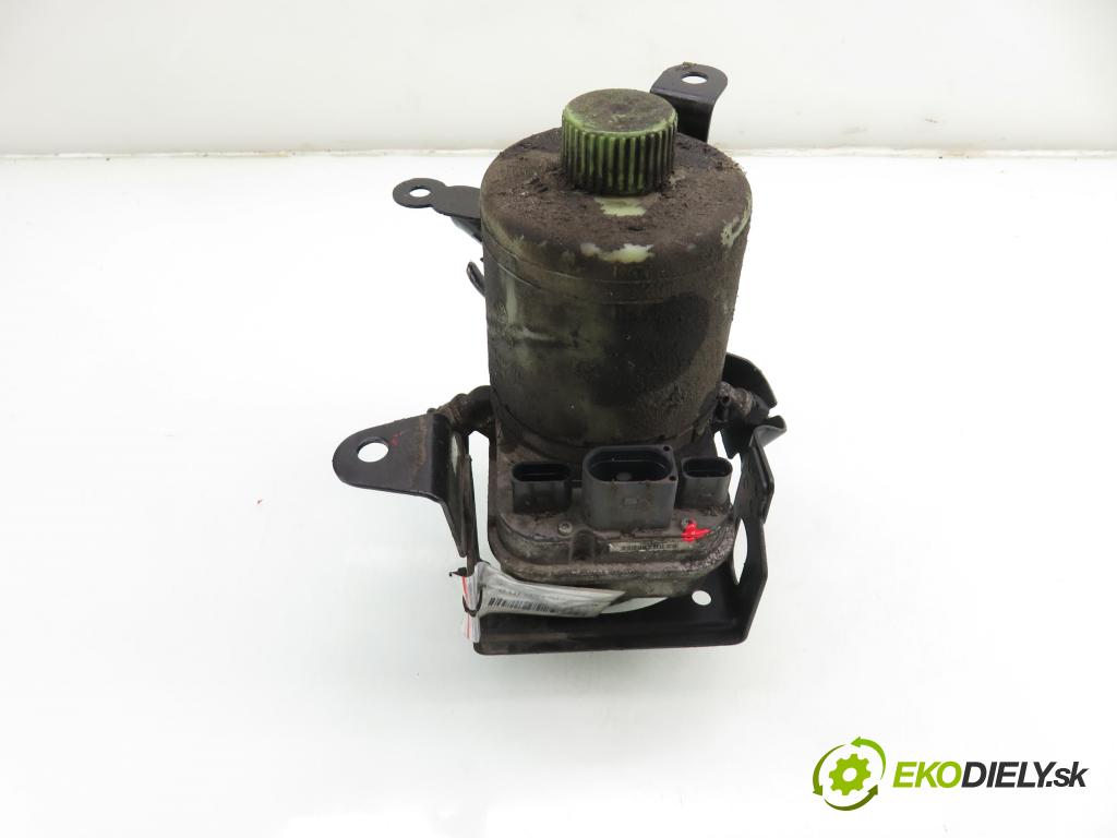 SEAT IBIZA III (6L1) HB 2004 55,00 1.4 16V - BBY 1390,00 Pumpa servočerpadlo 6Q0423156AB ; 6Q1423051AN