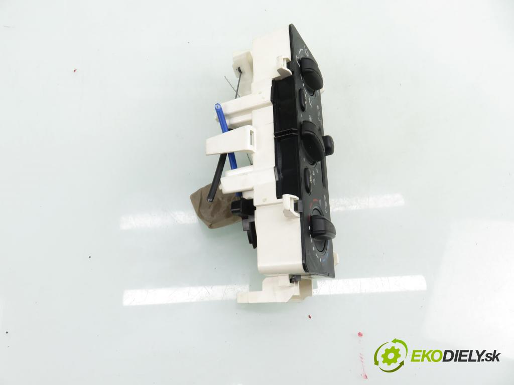 CITROEN C2 (JM_) HB 2002 44,00 1.1 - HFX (TU1JP) 1124,00 Panel kúrenia KLIMATIZACE: F664479W